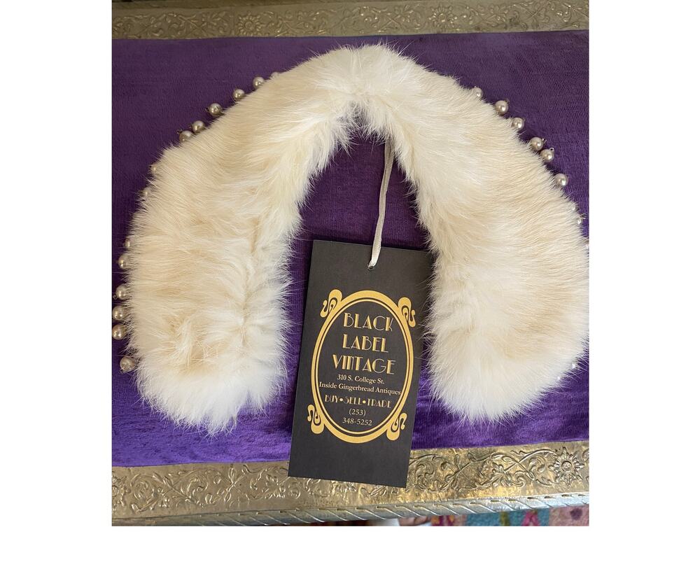 vintage 1950s rabbit fur collar, 50s pearl collar, winter wedding, holiday bride